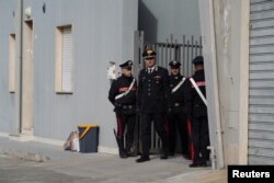 Karabinjeri u blizini jedne od lokacija na kojima se skrivao Matteo Messina Denaro, Campobello di Mazara, 17. januar 2023.