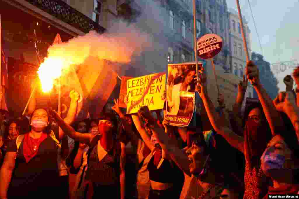 A tüntetők az áldozatok fotóival demonstráltak és az LMBTQI-közösség jogaiért is szót emeltek.