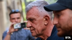 Снимката е от 28 август 2025 г., когато Никола Николов - Паскал беше в антикорупционната комисия. 