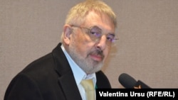 Аналитик Владимир Сокор