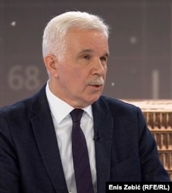 Mladen Vedriš, ekonomista