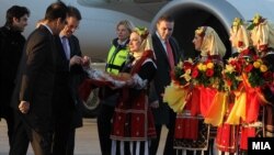 Индискиот бизнисмен Субрата Рој во посета на Македонија на средба со министерот за финансии Зоран Ставрески.