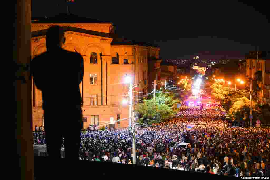 Április 25. óta tartanak a kormányellenes tüntetések országszerte