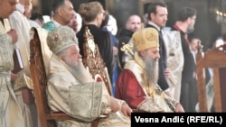 Poglavari Srpske pravoslavne crkve (SPC) i Makedonske pravoslavne crkve (MPC), patrijarh Porfirije i ahiepiskop ohridski i makedonski Stefan u Beogradu, 19. maj 2022.