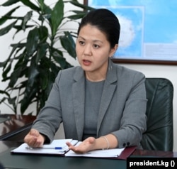 Атыр Абдрахматова.