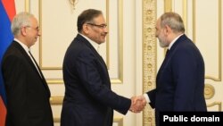 Armenia - Prime Minister Nikol Pashinian greets Ali Shamkhani, secretary of Iran’s Supreme National Security Council, Yerevan, July 7, 2022.