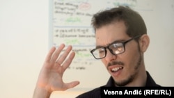 Fernando Almejda Rodrigez za RSE govori o svom putu do Srbije