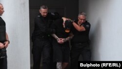 Българските власти казаха, че той няма българска книжка от 2005 г. 