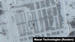 Руската военна техника, която се настани на границата с Украйна