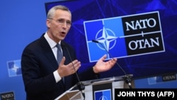 იენს სტოლტენბერგი