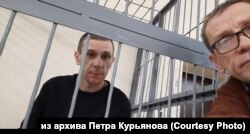 Пострадавший от Абаева Владимир Спиридонов (слева) и правозащитник Петр Курьянов