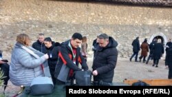 Детална проверка на медиумските работници и новинари на Кале во пресрет на чествувањето на Гоце Делчев