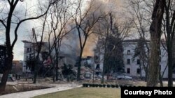 Театарот во Мариупл