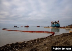 Российский танкер «Волгонефть-239», потерпевший крушение к Керченском проливе 15 декабря 2024 года