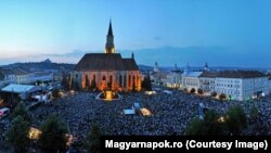 Principalele 13 Biserici - în frunte cu cea Ortodoxă, Romano-Catolică și Greco-Catolică, dar și unele culte protestante și neoprotestante - cer eliminarea sintagmei privind diversitatea din noua Lege a educației. Imagine cu caracter ilustrativ: biserica Sfântul Mihail din Cluj.