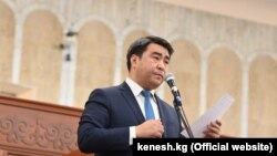 Жанарбек Акаев. 