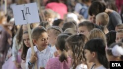 Първи учебен ден в училище в България. Снимката е илюстративна.