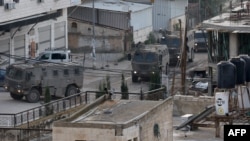 Израильская бронетехника в Дженине