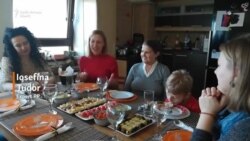 .VIDEO La masă cu prieteni noi (2)