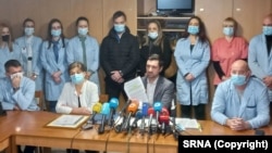 Predstavnici Doma za djecu i omladinu bez roditeljskog staranja "Rada Vranješević" na konferenciji za novinare u Banjoj Luci, 2. februar 2022. 