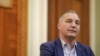 După ce a fost trimis în judecată de DNA pentru delapidarea subvenției PSD, Mircea Drăghici încurcă partidul și cu semnătura sa pe documentele depuse pentru rambursarea sumelor cheltuite în campania de la europarlamentare. PSD pierde astfel 3,38 milioane de lei. 