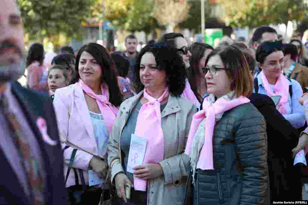 Manifestimi ka karakter informativ dhe kulturor.