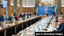 Ședința de Guvern din 19 octombrie în care Autoritatea Electorală Permanentă a transmis că în 51 de localități trebuie organizate alegeri locale parțiale pentru primărie și consiliul local.