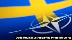 Zastave Švedske i NATO-a