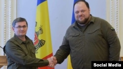 Președintele Parlamentului de la Chișinău Igor Grosu și omologul săi ucrainean Ruslan Stefanciuk, Kiev, 4 mai 2022