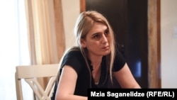 ია ხელაძე, ექთანი