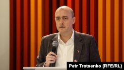 Джейми Флай. 