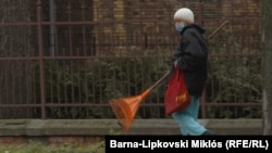 A szakemberek szerint általában azok az emberek kerülnek csicskasorba, akiknek családra, szeretetre van szükségük (Fotónk illusztráció)