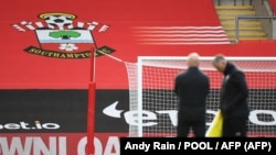 Biznismen iz Srbije Dragan Šolak je postao vlasnik kluba koji je na 14. mestu engleske Premijer lige