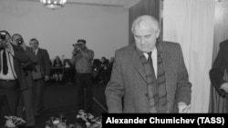 Mikhail Gorbachev, 1991