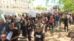 „Не умираме од несреќи, умираме од корупција“ - Марш во Скопје за одговорност за трагедијата во Кочани