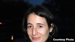 Diplomatja franceze, Marie Dumoulin.