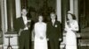 Prințul Filip, Elena Ceaușescu, Nicolae Ceaușescu și Regina Elisabeta a II-a în timpul banchetului de stat de la Palatul Buckingham. Soții Ceaușescu au efectuat o vizită în Marea Britanie între 13 și 16 iunie 1978. 