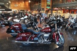 Printre produsele americane emblematice care ar fi supuse tarifelor mărite UE, dacă se ajunge acolo, vor fi motocicletele Harley-Davidson.