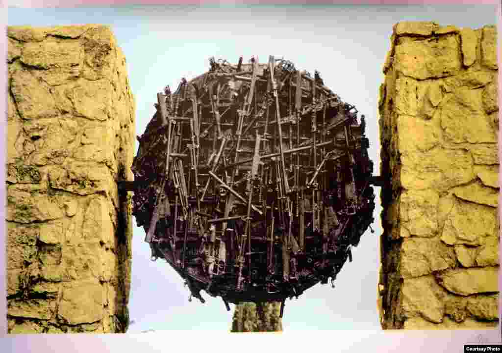 Мирна, Томе Светина 