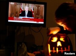 Premierul britanic Boris Johnsnon anunță un nou lockdown pentru joia viitoare. Va dura o lună. 31 octombrie 2020