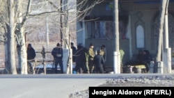 Село Ак-Сай на кыргызско-таджикской границе. 11 января 2014 года.