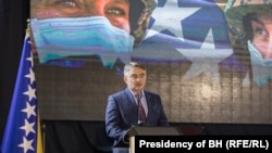 Željko Komšić, hrvatski član Predsjedništva BiH na svečanoj ceremoniji obilježavanja 15. godina OS BiH