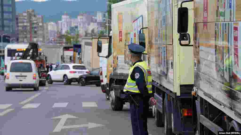 Në Kosovë, liberalizimi i tregut të energjisë është paraparë me Ligjin për energjinë elektrike të miratuar në vitin 2016, por zbatimi i tij është shtyrë për shkak të rrethanave të ndryshme.