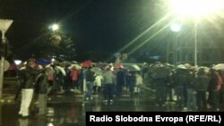 Протести на Бихаќка пред седиштето на СДСМ