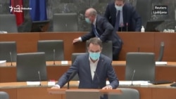 Slovenački parlament u trenutku zemljotresa