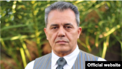 Sin Džamšida Šarmada vjeruje da je njegov otac zarobljen "najvjerojatnije u Dubaiju, prevezen u Oman i odveden u Iran".