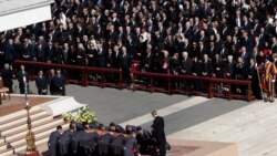 VIDEO | No comment - sicriul cu trupul Papei Francisc, scos din Bazilica Sf. Petru