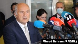 Oni koji se, nakon svih dokaza kojima je dokazano suprotno, i dalje drže monstruozne i iracionalne laži, neće svojom voljom odustati: Valentin Inzko