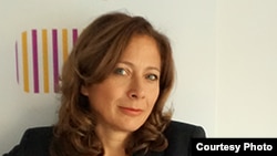 "Praksa koja se ponavlja svaki put", kaže Neda Maleska-Sačmaroska, iz Centra za upravljanje promjenama, govoreći o predizbornom rastu zapošljavanja u Sjevernoj Makedoniji.