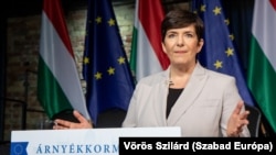 Dobrev Klára, a Demokratikus Koalíció (DK) európai parlamenti képviselője 2022. szeptember 19-én bejelenti pártja árnyékkabinetének megalakulását Budapesten.